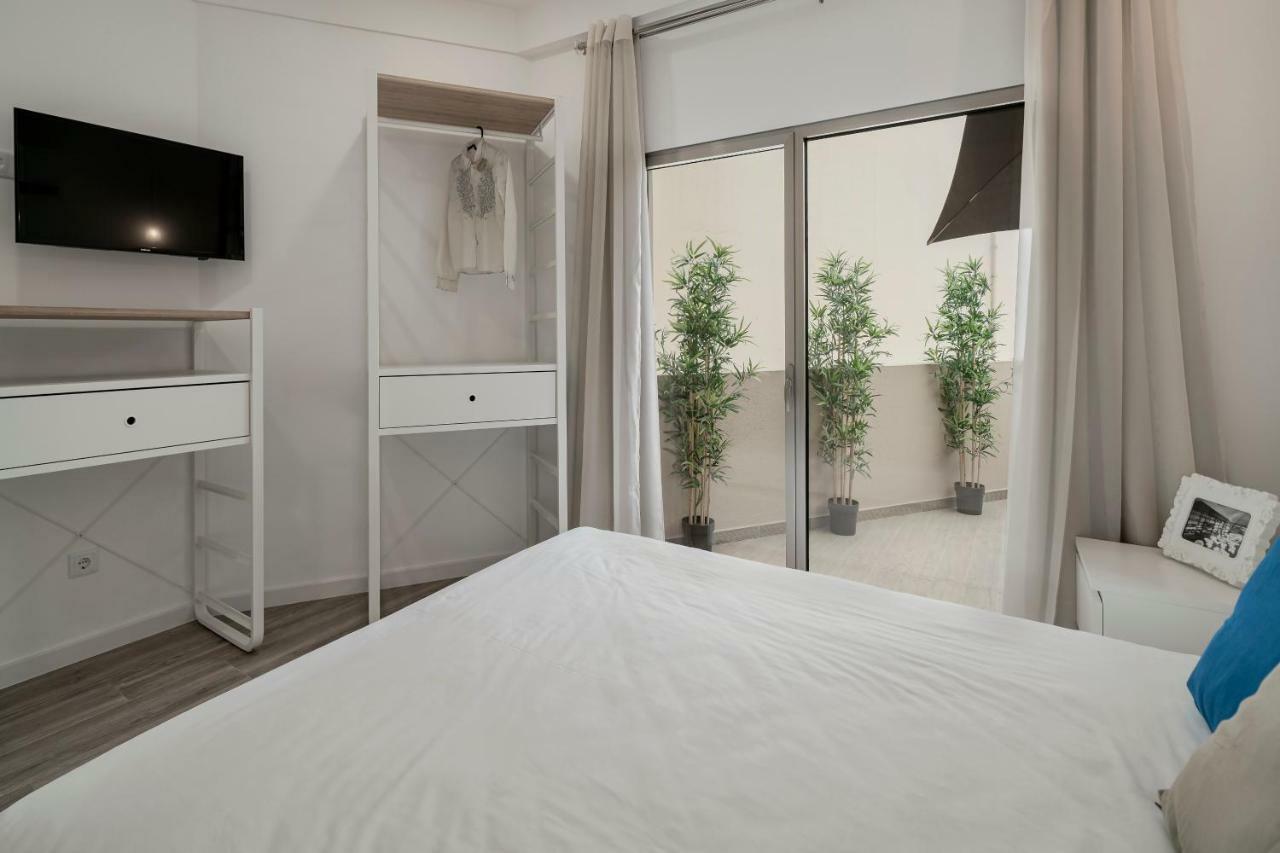 Drapes Design Apartments By An Island Apart Funchal  Exteriör bild