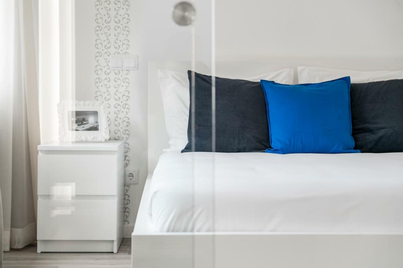 Drapes Design Apartments By An Island Apart Funchal  Exteriör bild